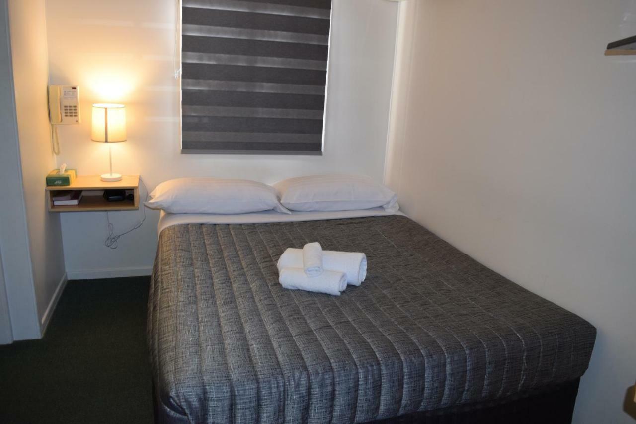 Vines Motel Warwick